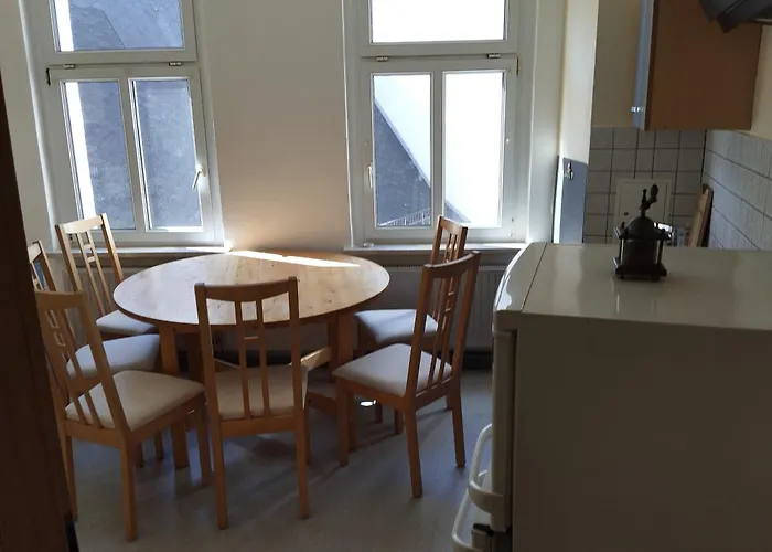 Stadtblick 2 Monteuerglueck